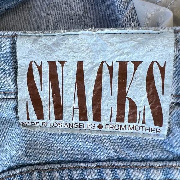 Snacks Mother Jeans Pleated Fun Dip Puddle Jeans Light Wash High Rise Small GUC - Picture 13 of 15